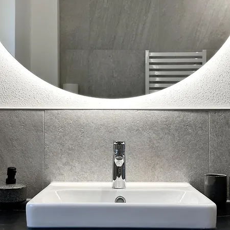 - New Opening - 12w13 Apartament *